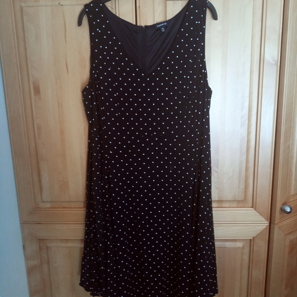 Torrid b&w polkadot sleeveless dress Size 12 - Picture 2 of 5